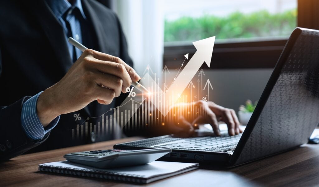 CrowdStrike, Marriott, American Express And More On CNBC’s ‘Final Trades’