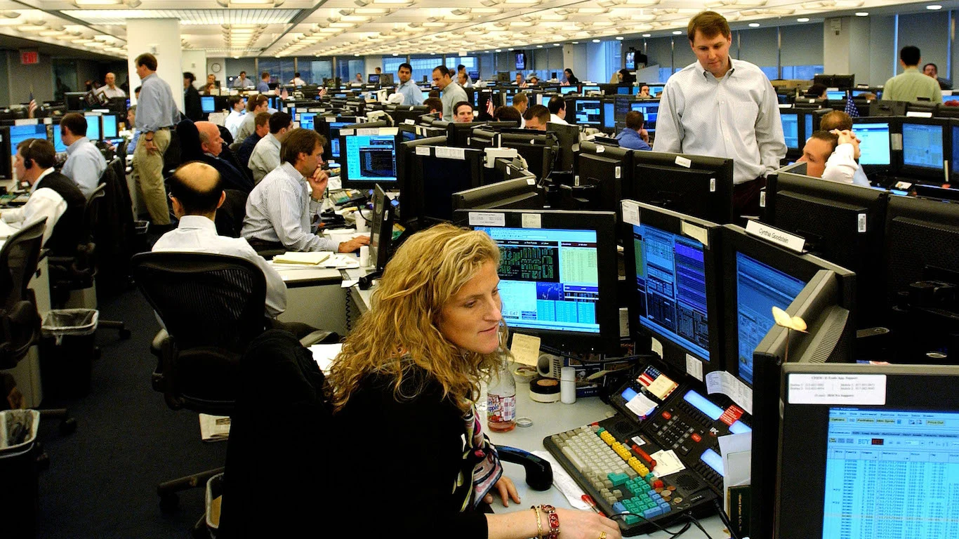 IEFA's 22% Gain Hides a Currency Bet That Could Reverse in 2026