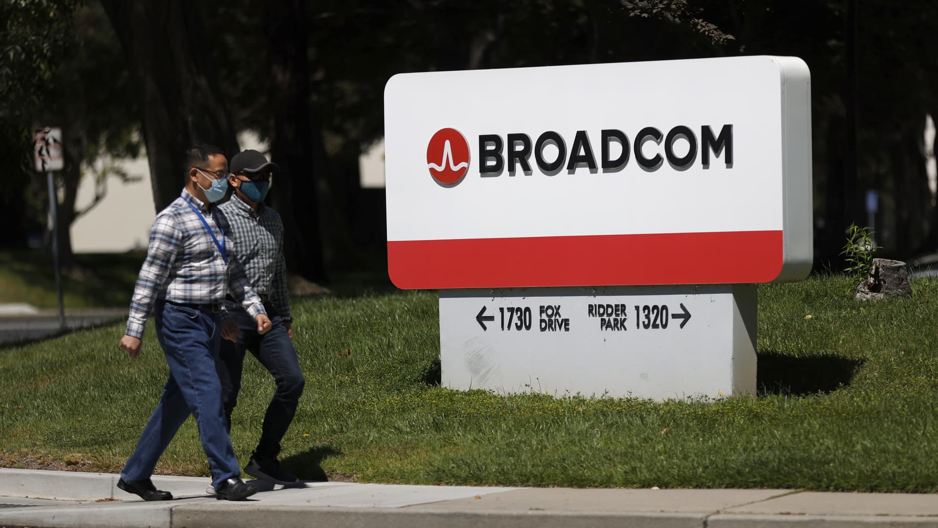 Here's why we like Broadcom so much, especially after Google shot down a damaging report - CNBC