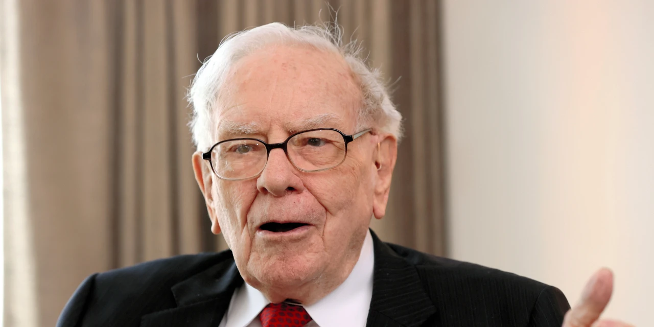 Berkshire Pares Stakes in Apple and BofA, Adds New York Times Position