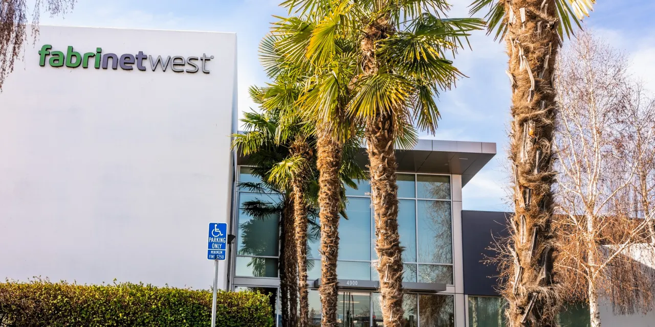 This Nvidia Supplier Is Seeing Endless Data-Center Demand. Why the Stock Is Sinking.