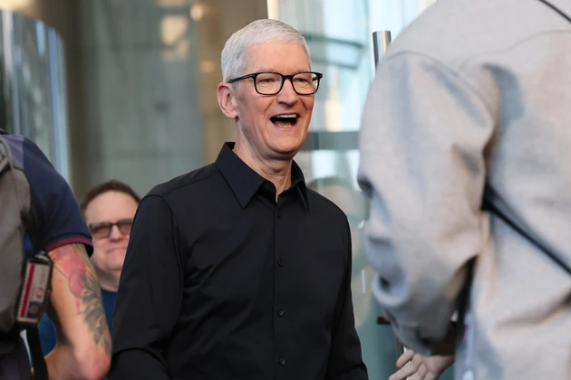 Apple's Tim Cook praises China amid regulatory pressure