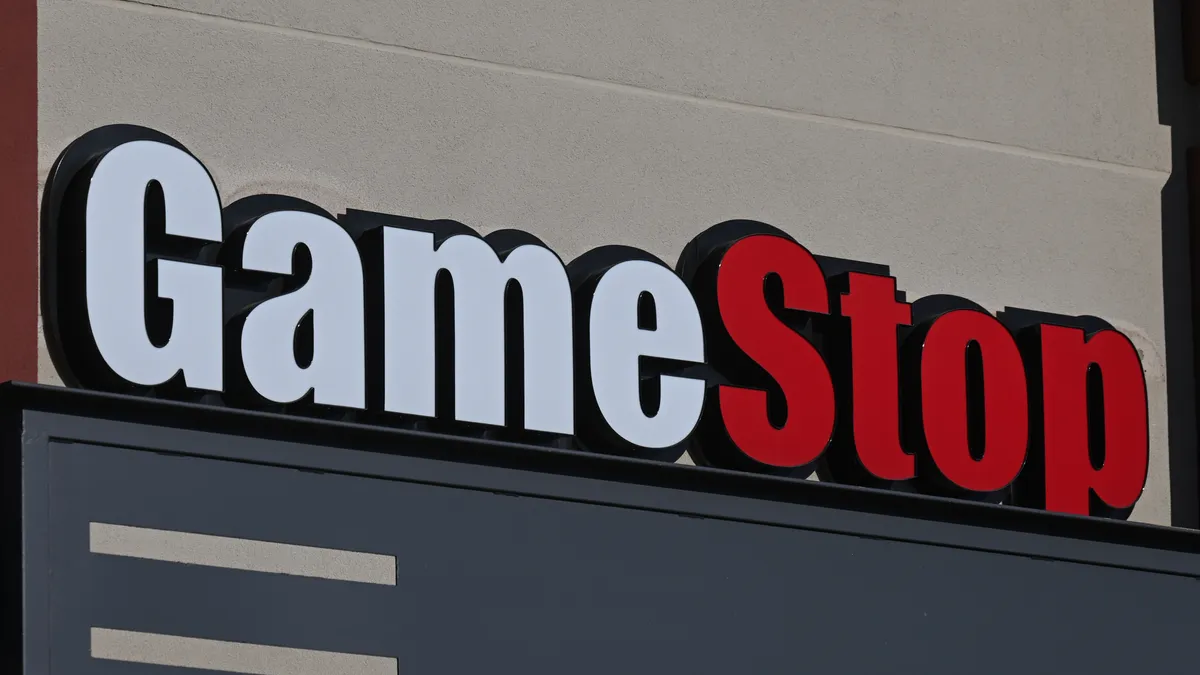 GameStop is hiring retail and supply chain experts - Quartz