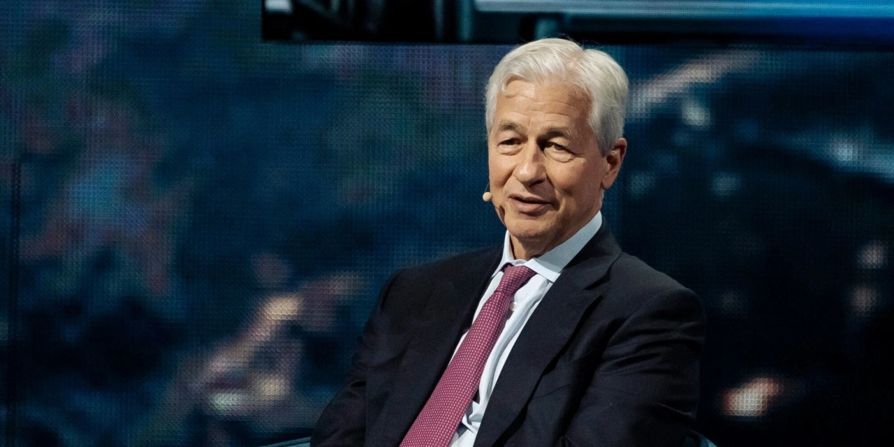 JPMorgan CEO Jamie Dimon Reaps $43 Million in Pay for Last Year
