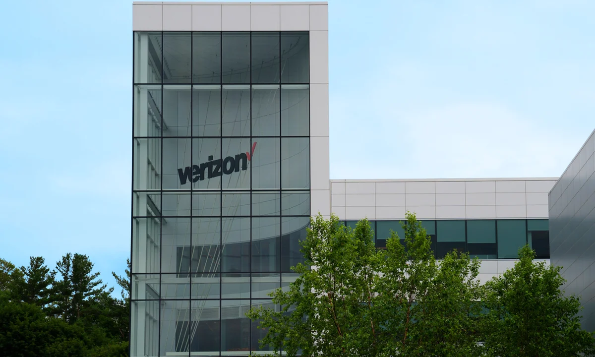 Verizon Just Signed a More Than $1 Billion Dark Fiber Deal With Google. Here's What It Means for the 6.3% Dividend.