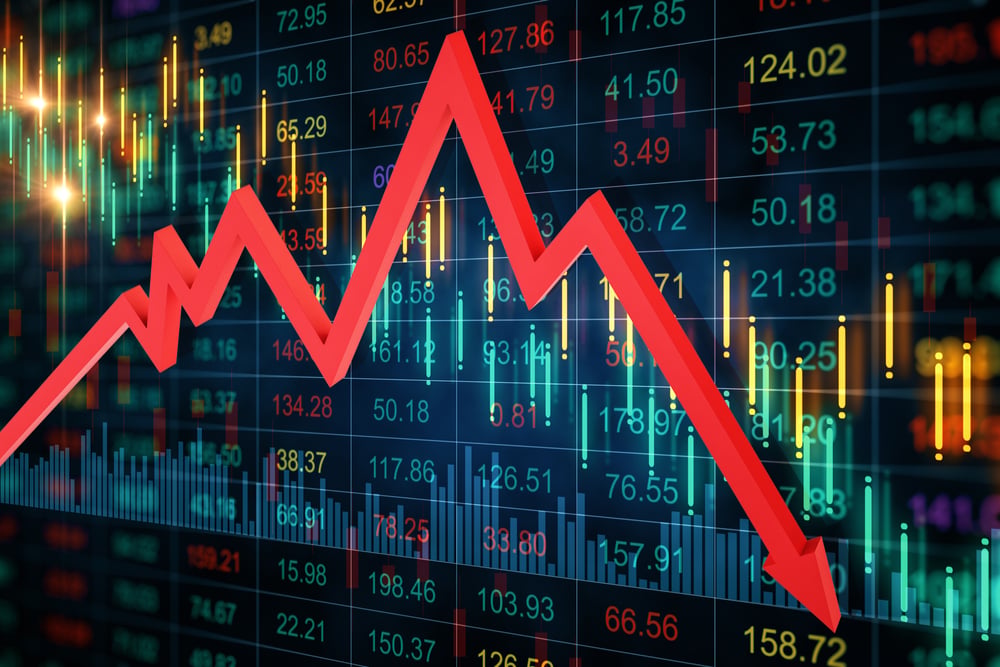 PACCAR Shares Lower After Q3 Earnings Beat, Record Parts Revenue, Stronger Truck Margins