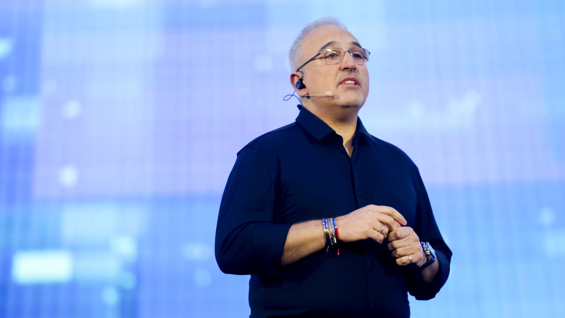 HPE skyrockets 30% on biggest earnings beat since 2018