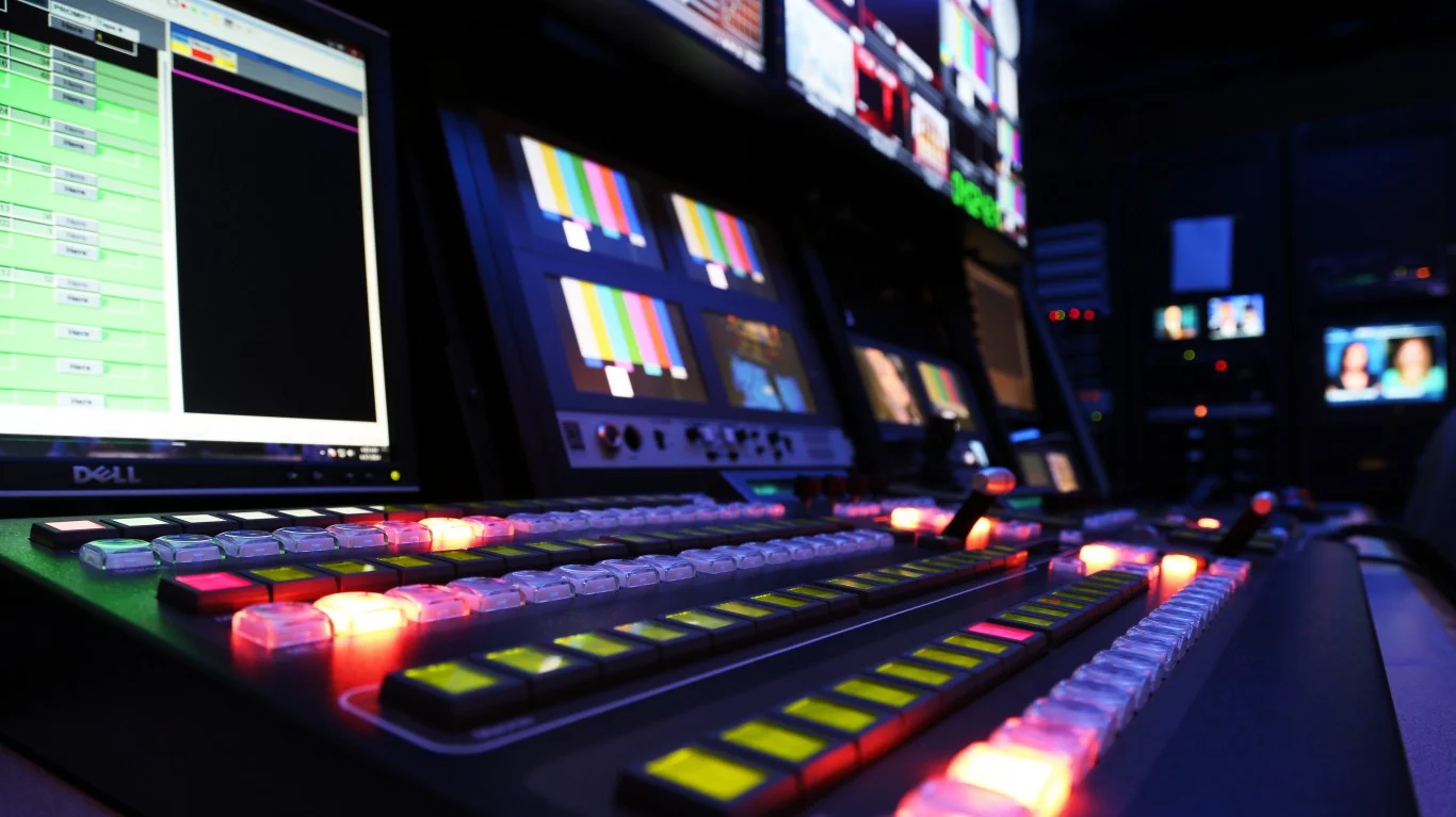 Fast Money Host Warns Hyperscaler CapEx Binge Is 'Issuing Near Junk' as Data Center Buildout Shows Cracks