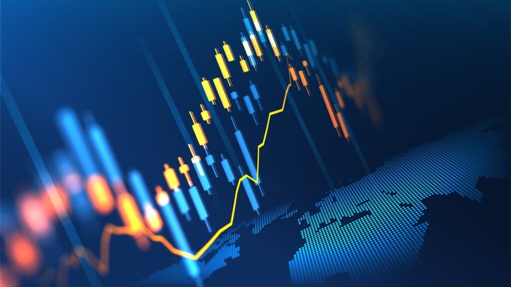 Nasdaq Falls Over 100 Points; Eli Lilly Shares Gain On Upbeat Earnings