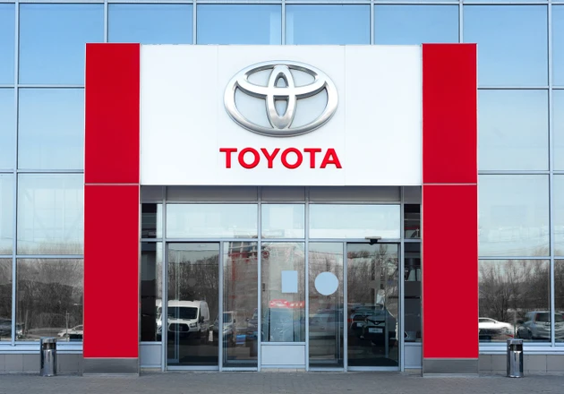 Toyota U.S. third-quarter sales edge up as electrified vehicles gain