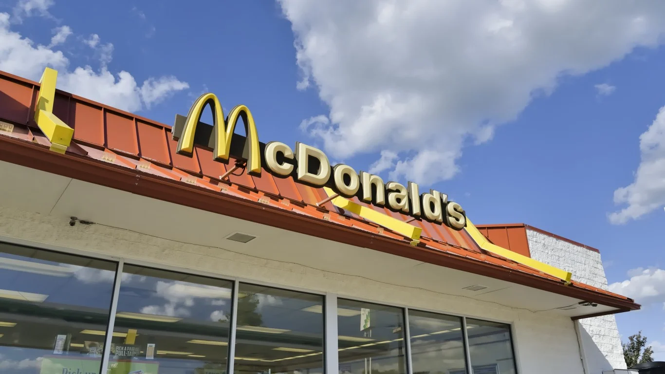 McDonald's Free Fall Continues: A Wall Street Pros Says 45% Gains Are Just Around the Corner