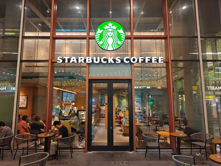 Starbucks snaps six straight sessions of losses