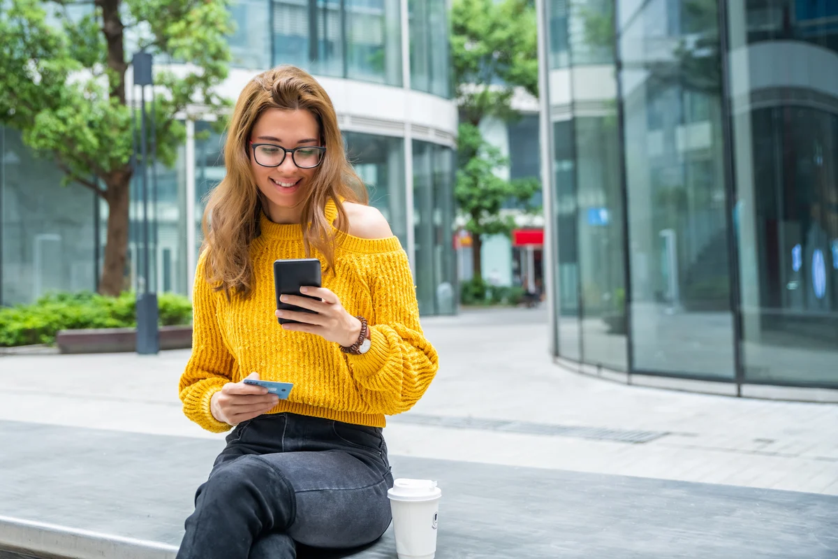 Should You Buy SoFi Stock Before Oct. 27?