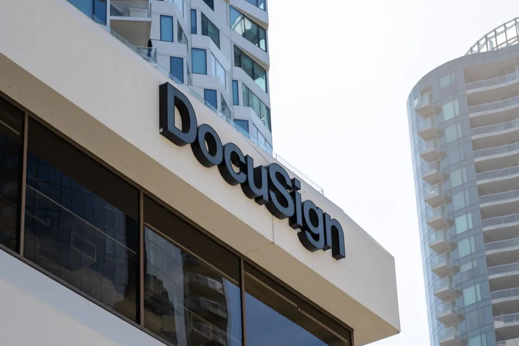 DocuSign tumbles despite topping Q1 estimates as demand outlook wobbles