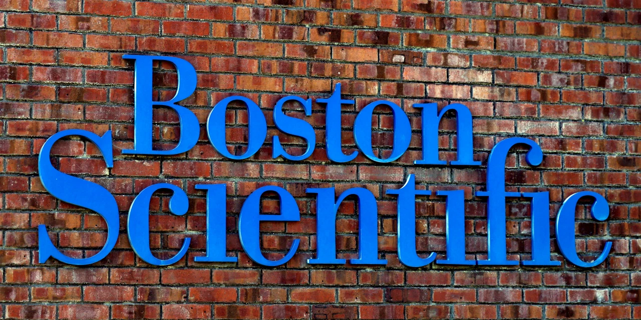 Boston Scientific Cuts Outlook Ahead of Restructuring