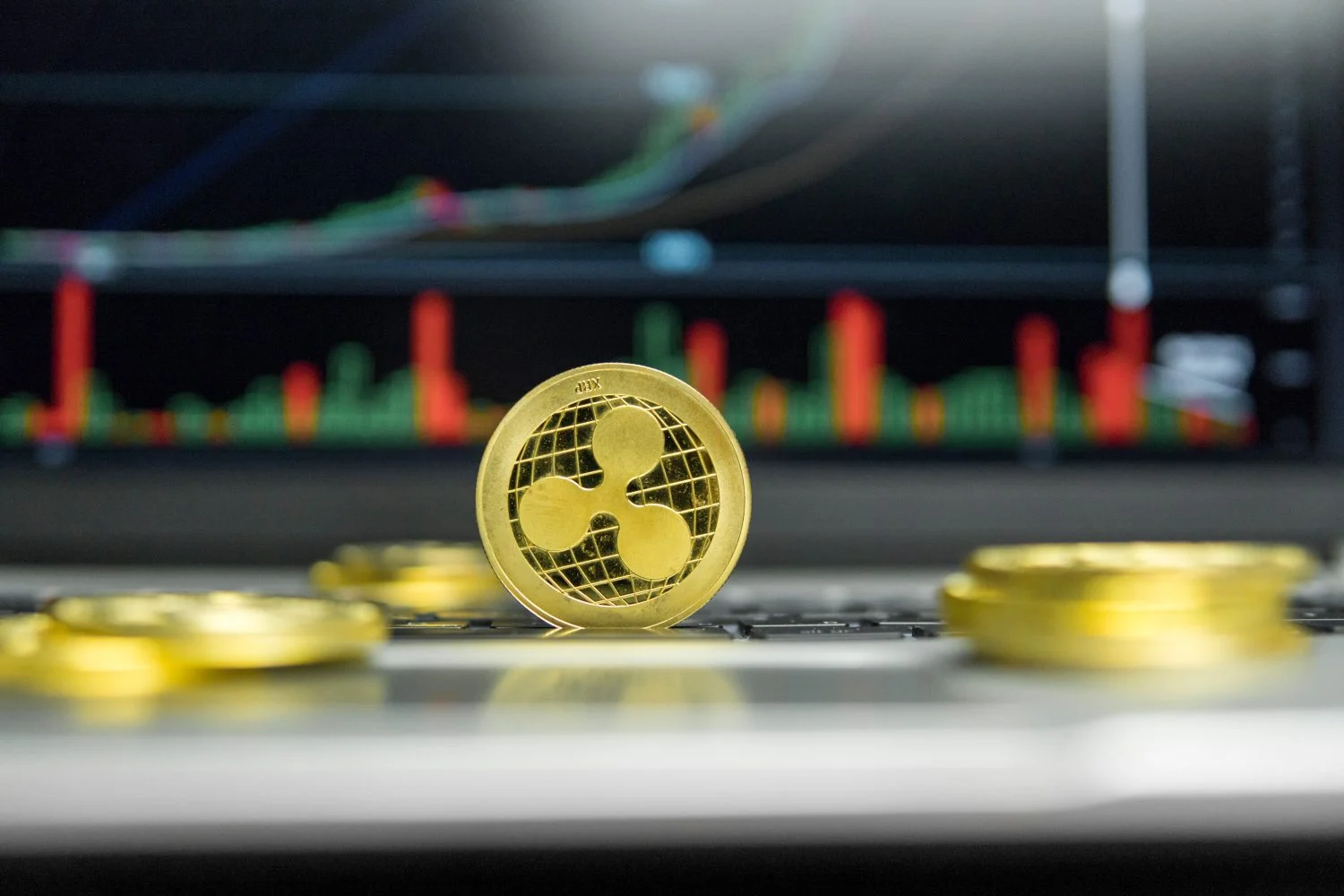 XRP Negative Sentiment Hits a 3-Month High as Price Struggles Near $1