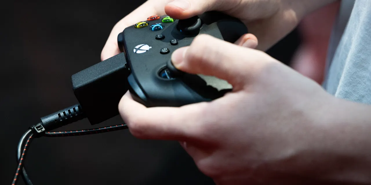 Microsoft Says Xbox Isn’t For Sale. Why It Should Be.