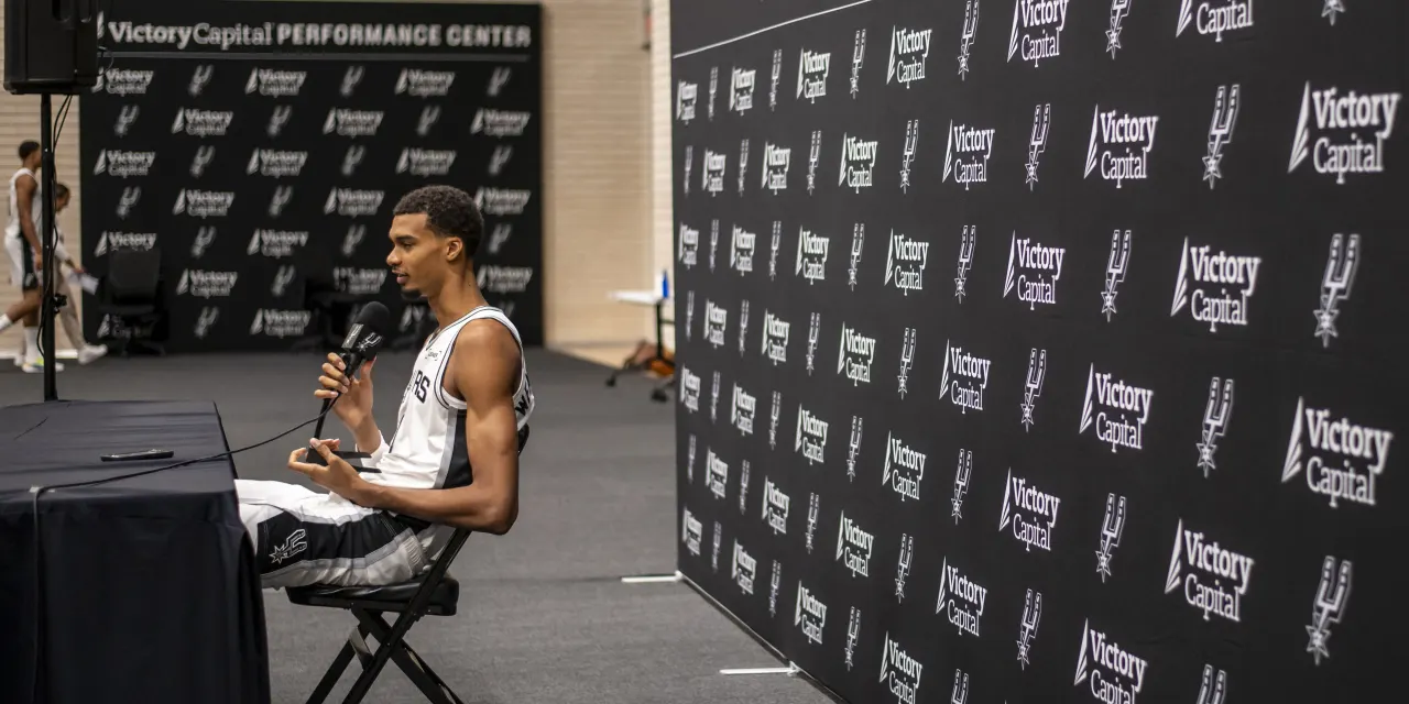 Victory Capital swoops in with counterbid for Janus Henderson