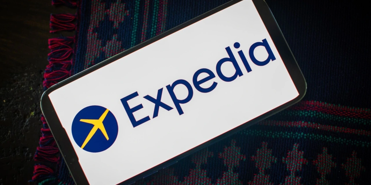 Expedia Raises Full-Year Outlook as Travelers Regain Confidence