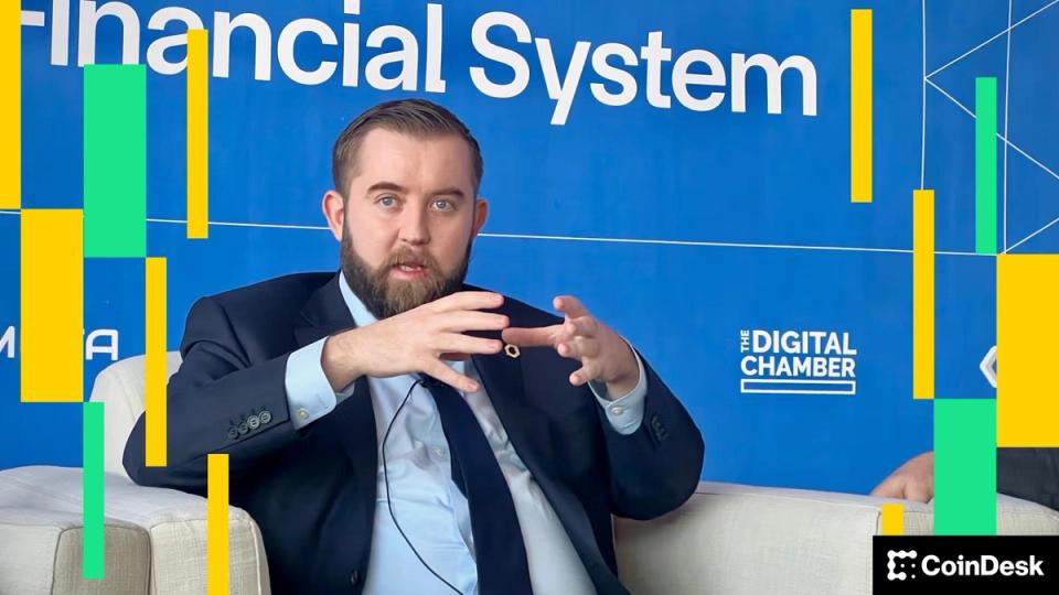 U.S. Senate Democrats Assure Crypto CEOs They're Still Willing to Move Legislation