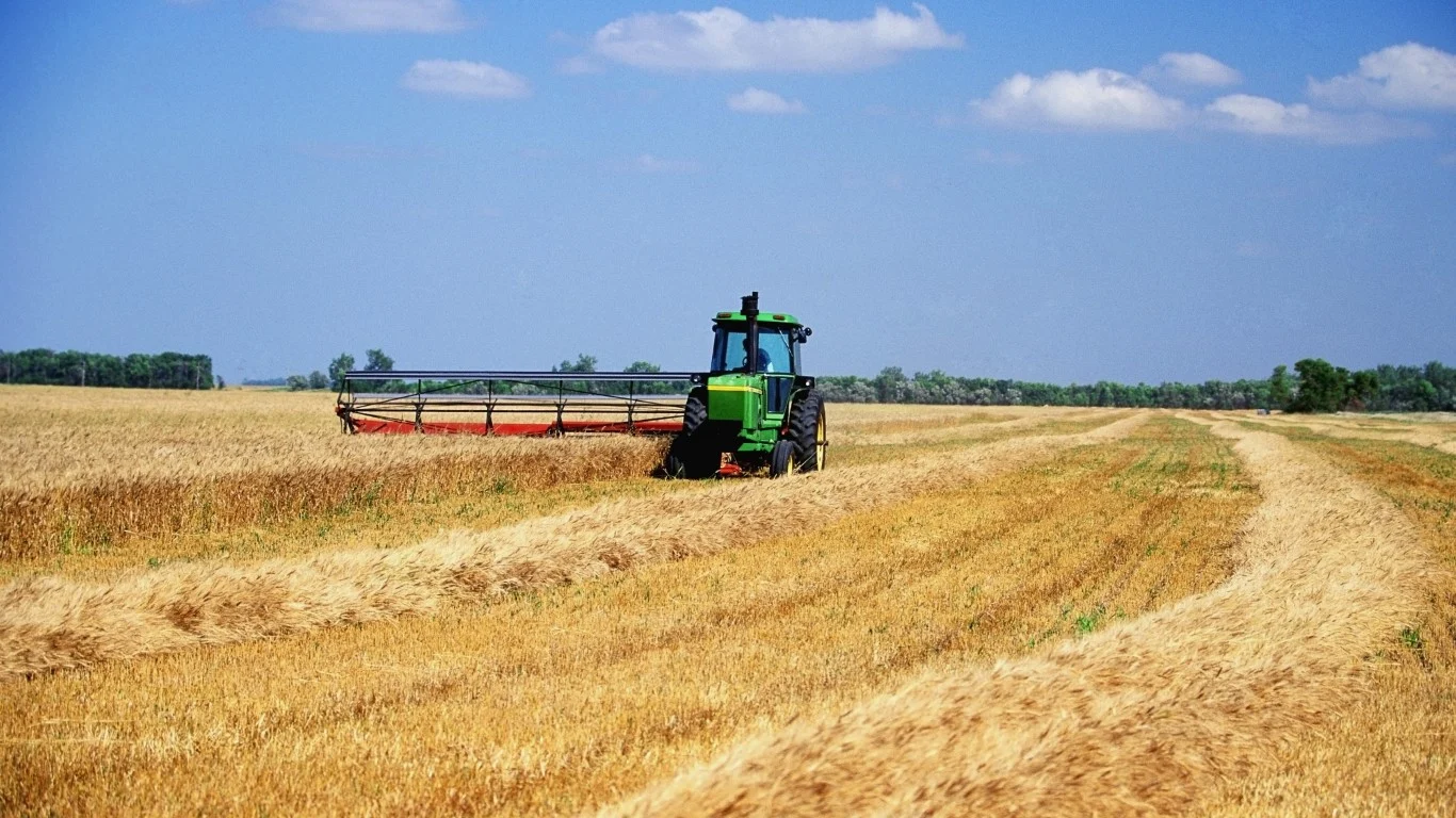 Deere, ADM and Bunge: 3 Farm Stocks Giving Investors Dividends For America's Harvest