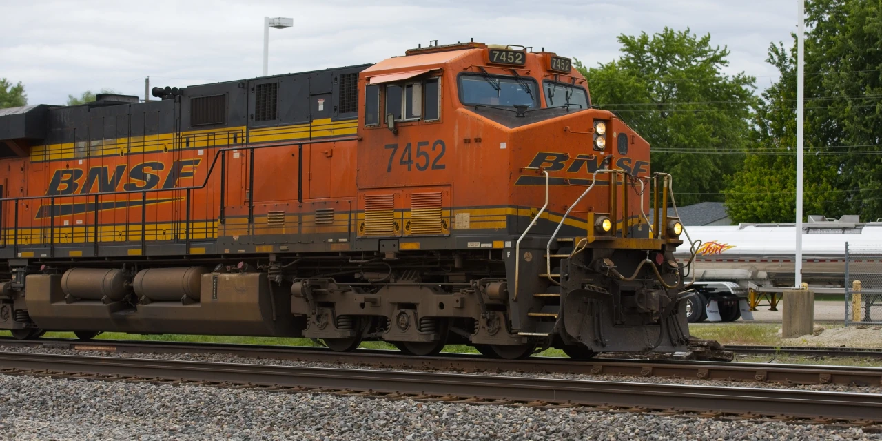 BNSF Railway Says Regulators Should Deny Big Rail Merger Now