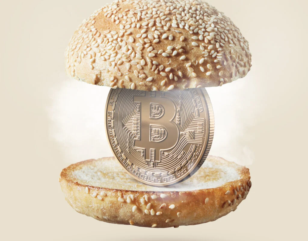 Bitcoin Bonuses To Sell Burgers? This Restaurant Company Will Pay You BTC For Each Hour Worked