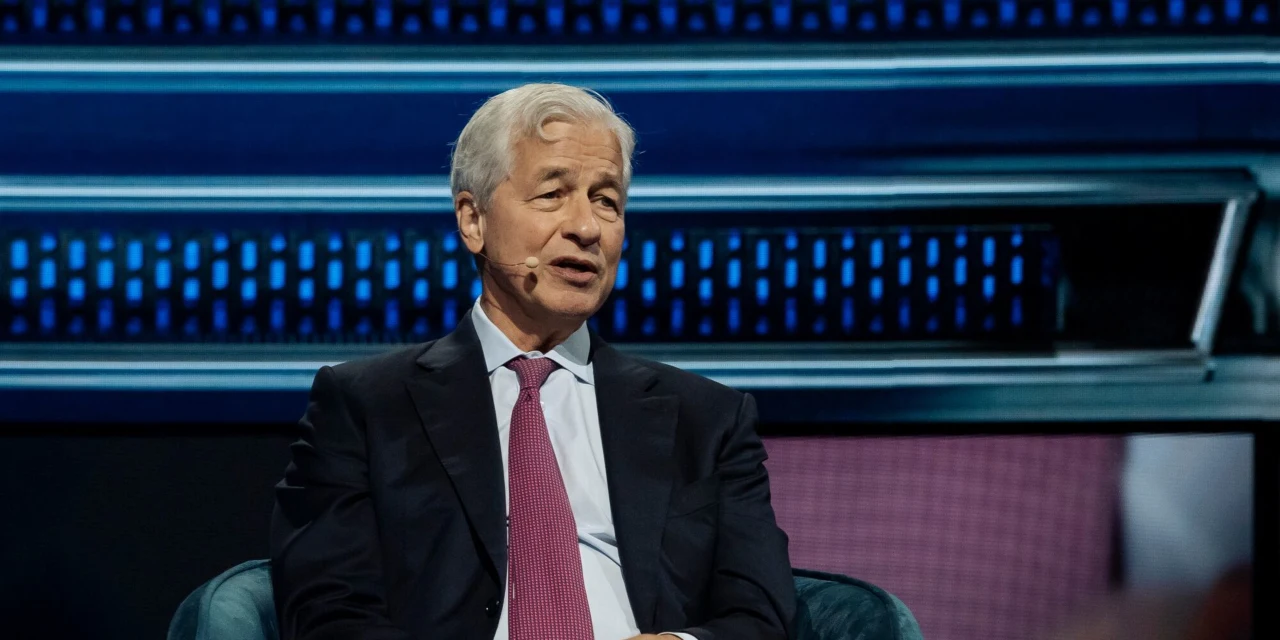 Jamie Dimon Warns of Higher Inflation, Interest Rates From Iran War