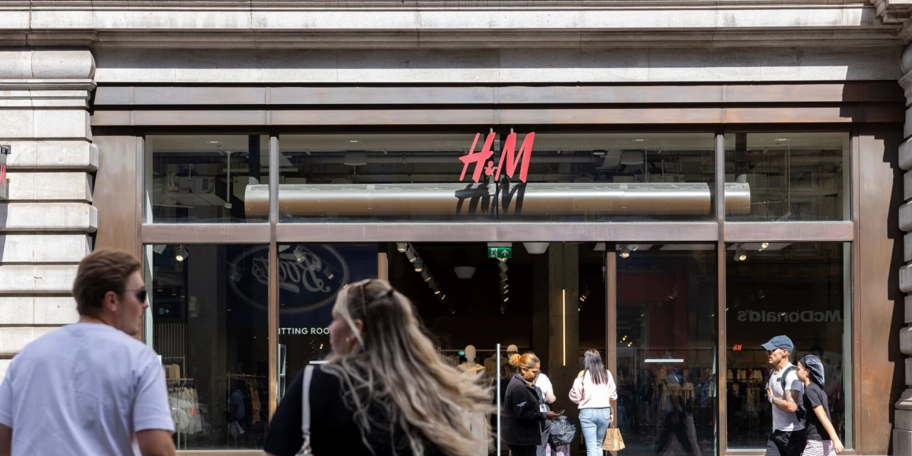H&M Earnings Rise as Cost-Saving Push Pays Off