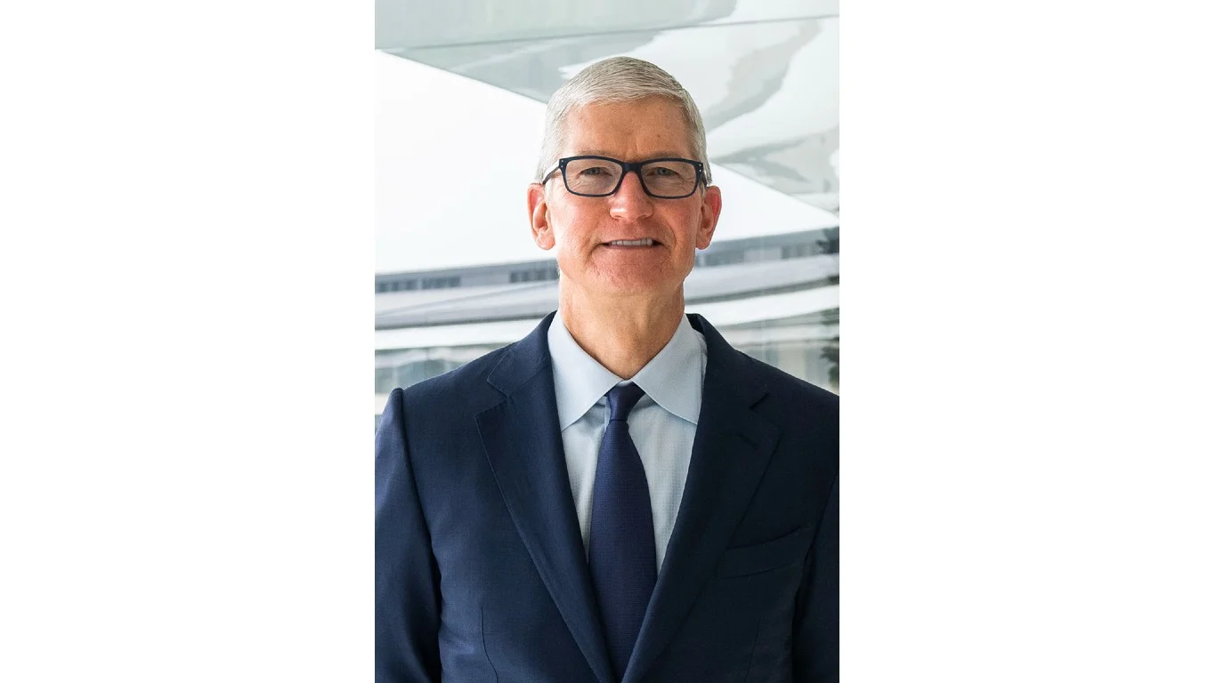 Tim Cook's Final Act: A $60 Billion Bet On Texas. Here's What It Means For Apple Investors