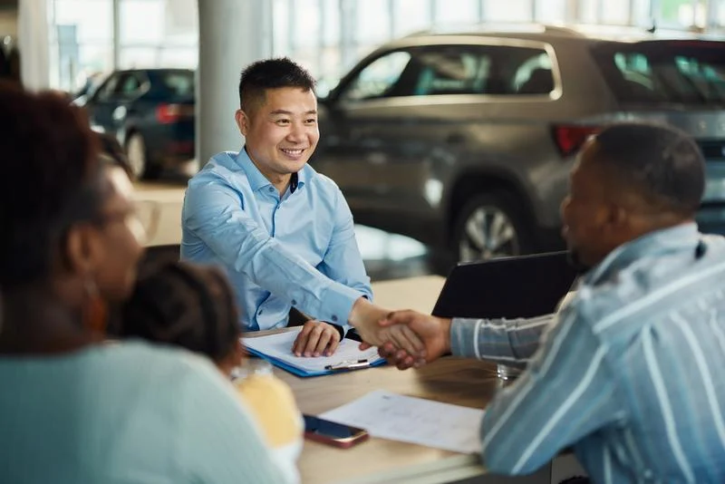 Ford Motor vs. General Motors: Which Consumer Stock Is a Better Buy in 2026?