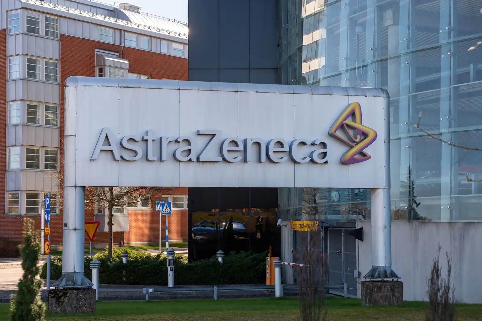 AstraZeneca: Strong In A Weak Market - Seeking Alpha