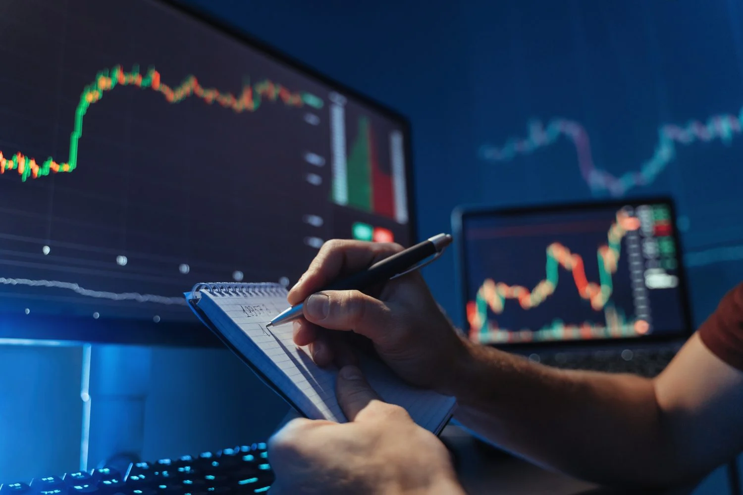 Ripple Analysis: Why XRP Is the Only Top-5 Crypto Still in the Red Over 90 Days