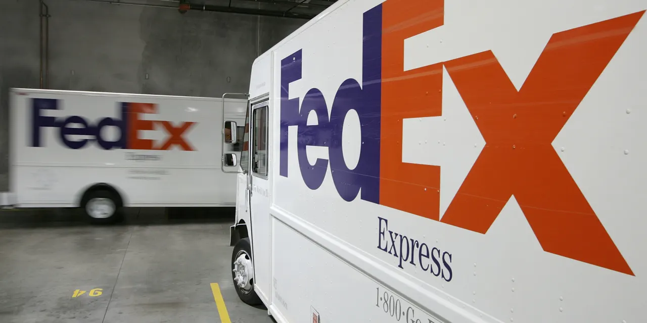 FedEx starts the fight for tariff refunds by suing the Trump administration