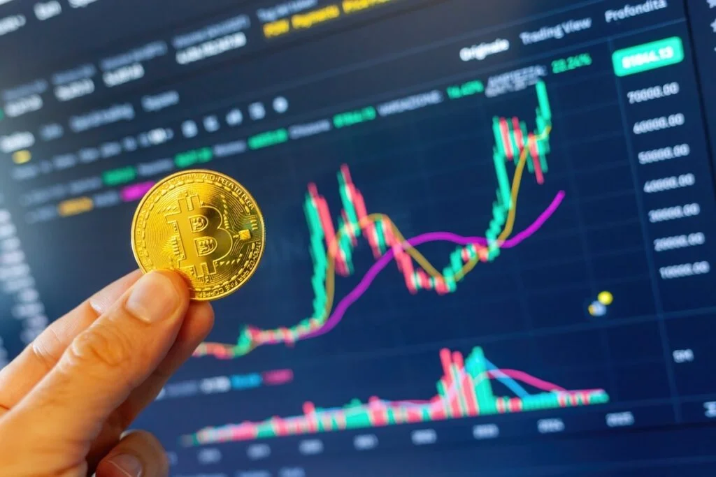 Bitcoin, Dogecoin Green But XRP Struggling On Wednesday Morning