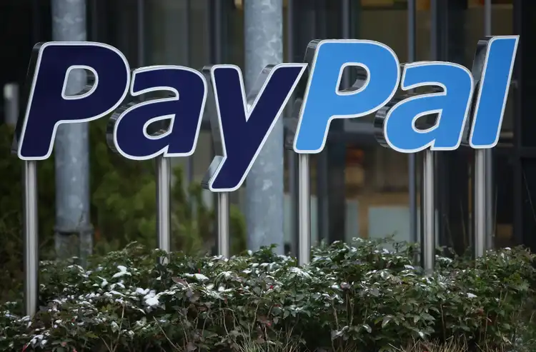 PayPal snaps 7-day losing streak with marginal gain