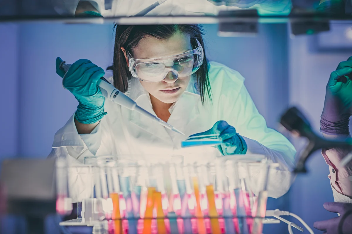 Move Aside, Pfizer: This Stock Is the Smarter Dividend Buy Right Now