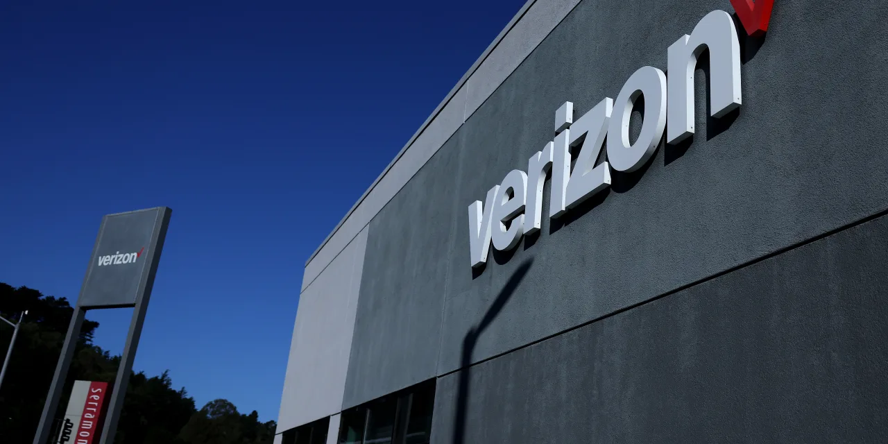 These 5 Stocks Yield More Than 5% and Are Still Growing Profits