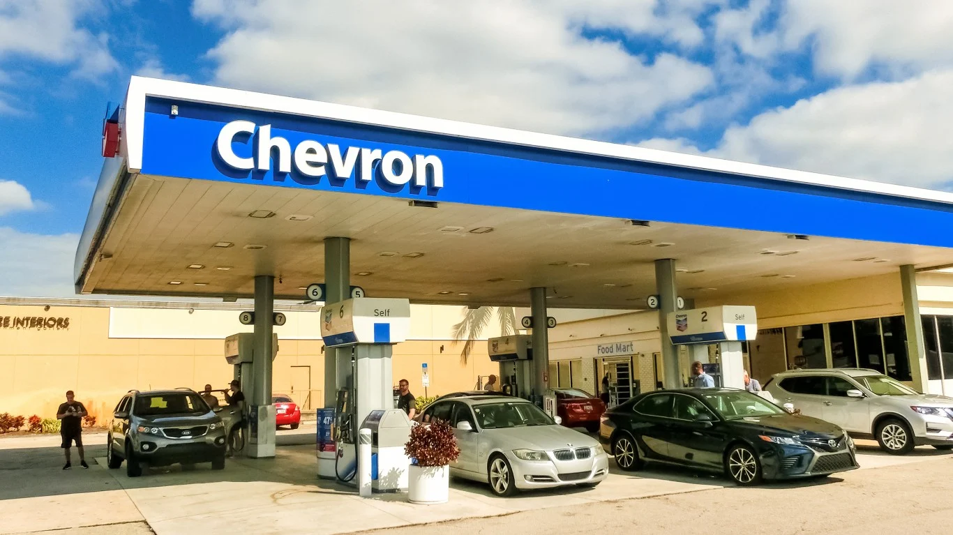 $7 Billion for Venezuelan Oil, and Chevron's CEO Just Told Drivers When Gas Gets Cheaper