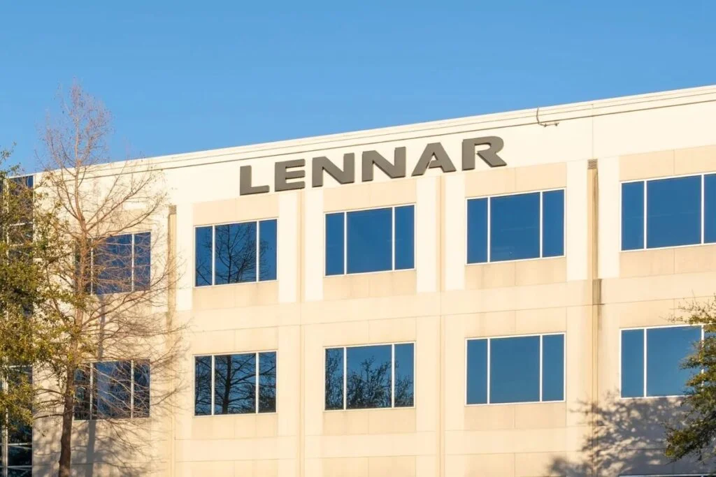 Why This Lennar Analyst Is No Longer Bullish Despite Potential Rate Cut Benefits