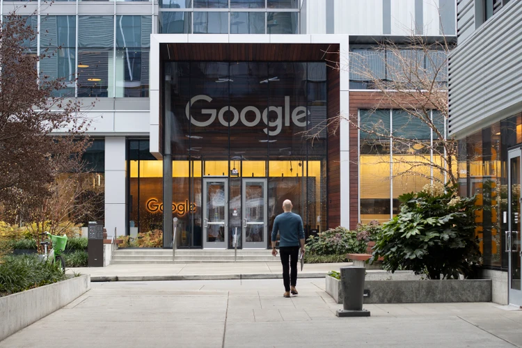Google to invest $10B to set up data center cluster in India: report