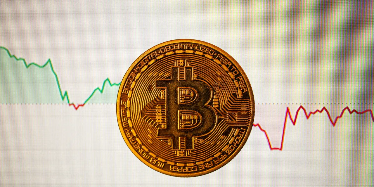 Bitcoin Price Falls. Why a Rising Dollar Is a Threat to the Crypto.