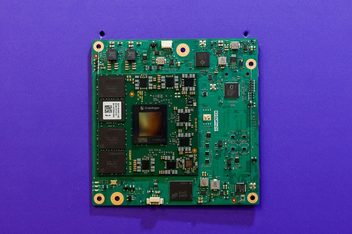 Qualcomm’s Best Run in Years Barely Puts a Dent in Brutal Selloff