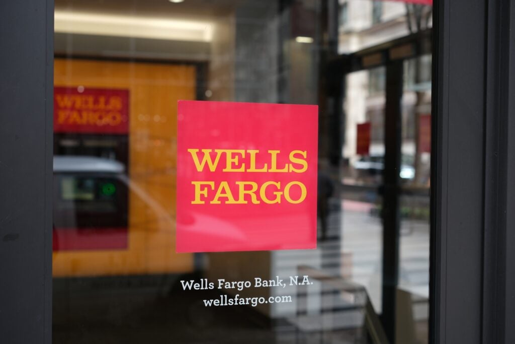 Wells Fargo Is 'Positioned To Make More Money' Despite Higher Rate Fears, Says Jim Cramer Following Q3 Earnings