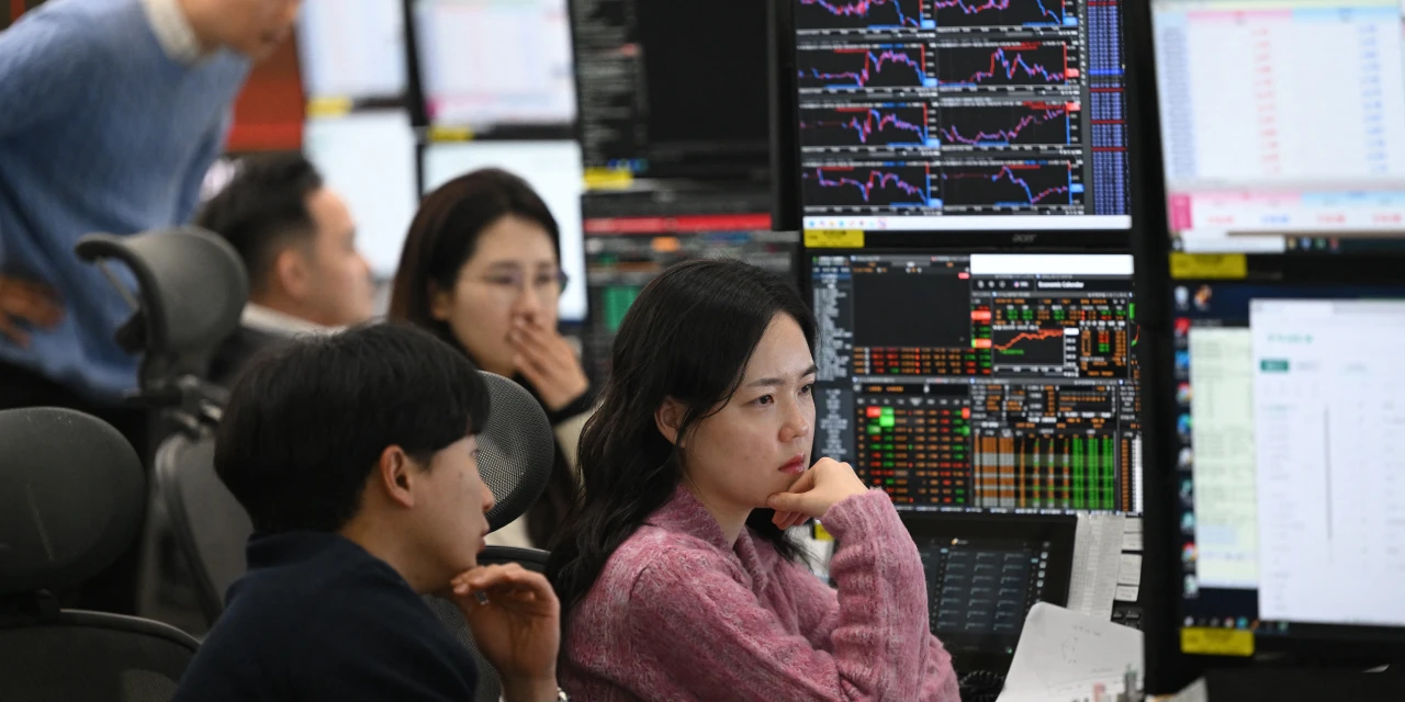 Asian Markets Shrug Off U.S. Tariff Uncertainties