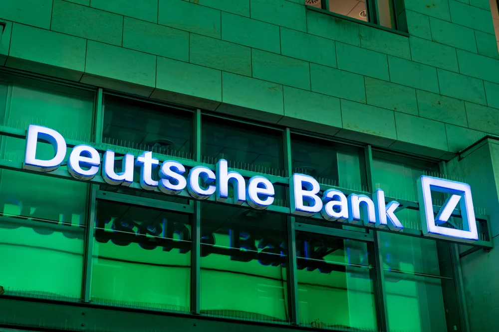 Deutsche Bank, Daqo New Energy And Other Big Stocks Moving Lower In Monday's Pre-Market Session