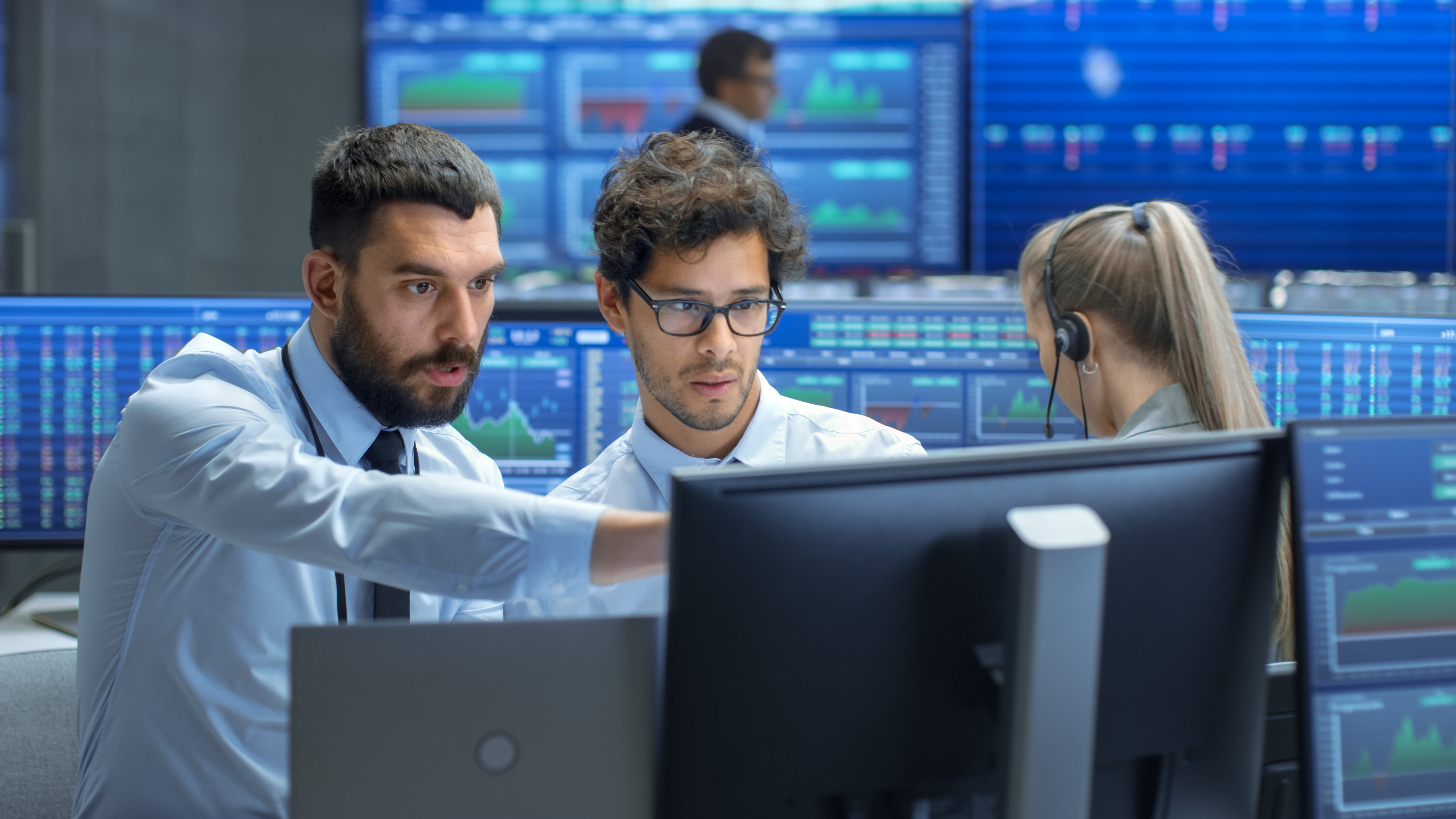 From Power Grids to Data Centers: The Overlooked Winners in the AI Gold Rush