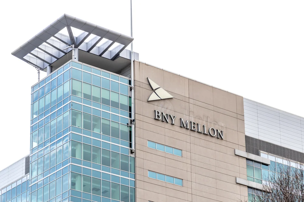 BNY Mellon's Strong Q2 Profit Drives Higher 2025 Guidance