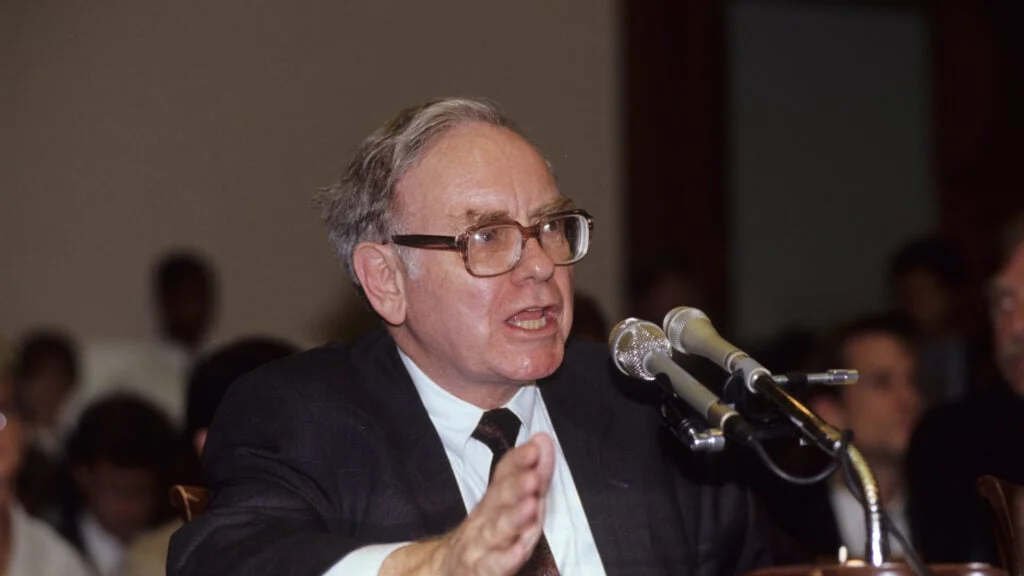 Former Tesla Exec Reveals Single Most Important Habit For Your Career That Is Followed By Elon Musk, Warren Buffett: Report