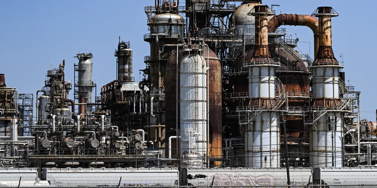 This chemical company gives up its title as the top dividend yielder, so it can save cash